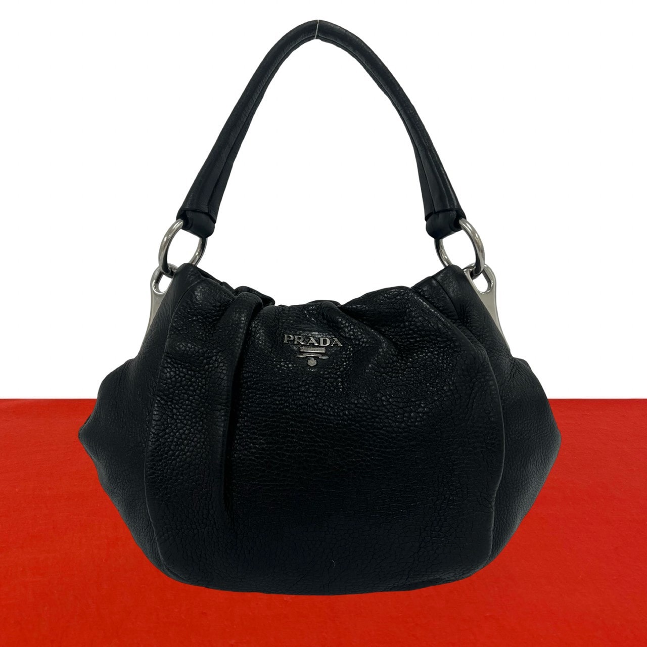 PRADA プラダ 三角ロゴ 金具 ナイロン レザー ショルダーバッグ ブラック
32611