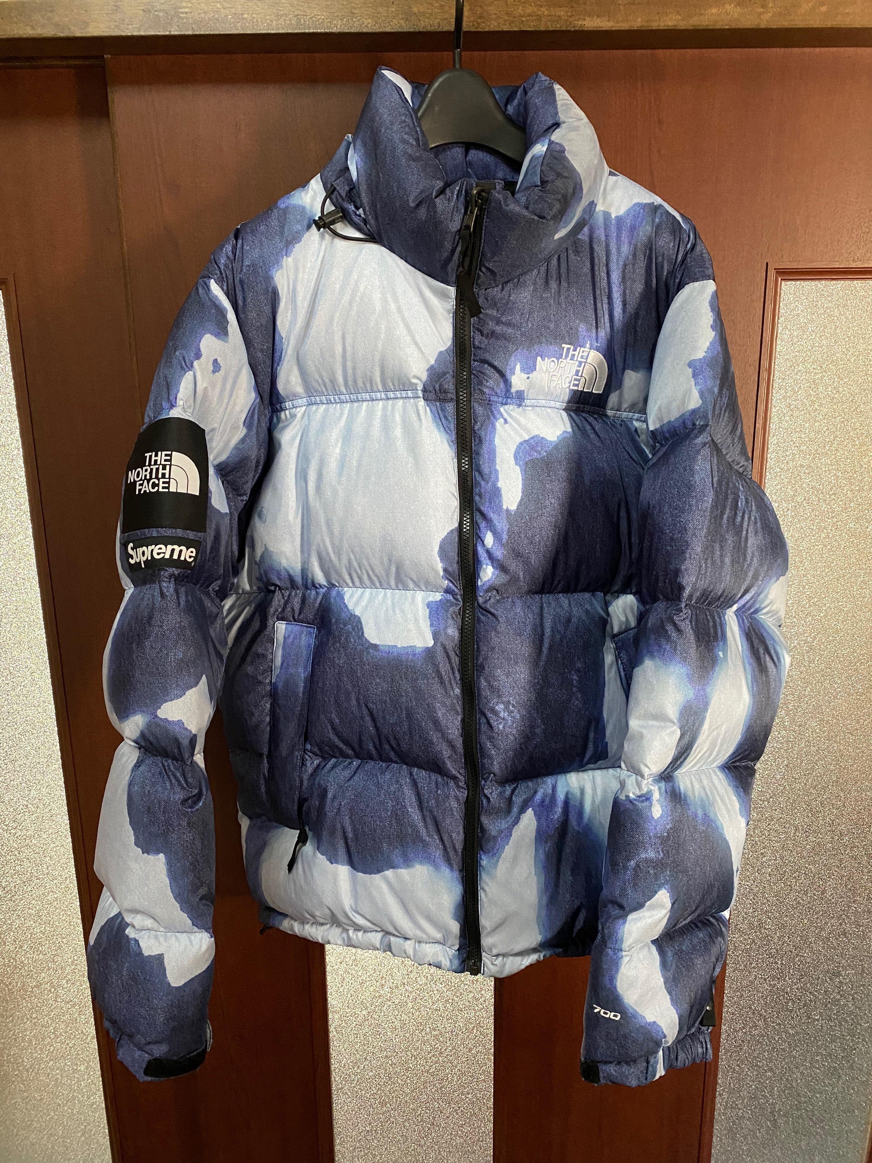 Supreme x The North Face Bleached Denim Print Nuptse Jacket "Indigo"