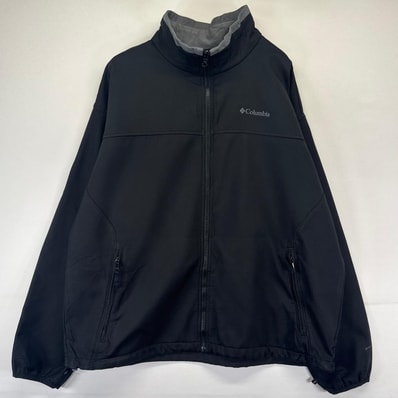 古着 コロンビア Columbia ジャケット フルジップ ワンポイントロゴ刺繍 ソフトシェル アウトドア 2XL ブラック系 メンズ