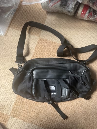 Supreme x The North Face Leather Mountain Waist Bag "Black"
