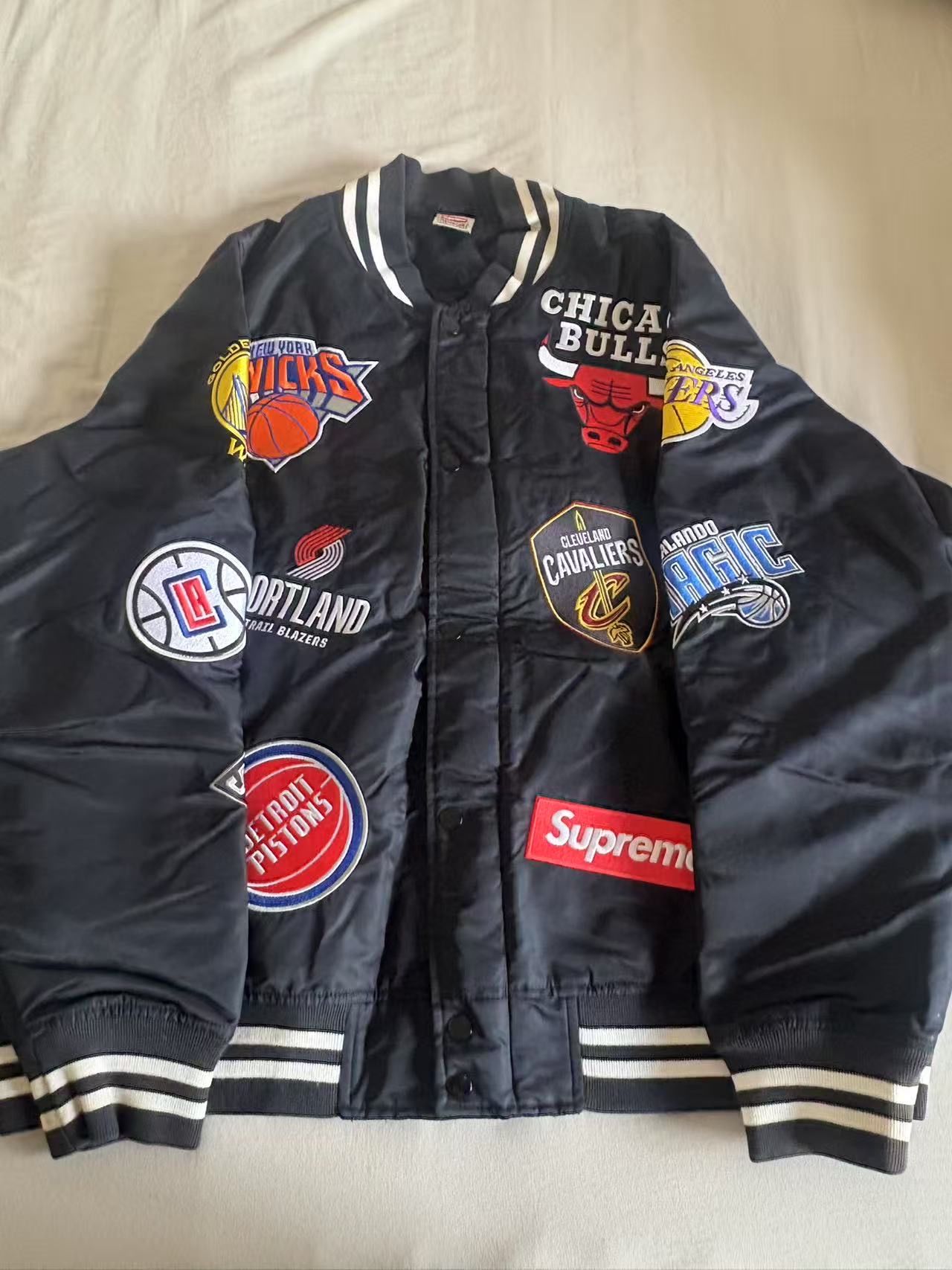 Supreme / Nike®/NBA Teams Warm-Up Jacket "Black"