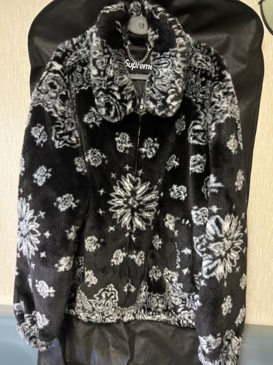 Supreme Bandana Faux Fur Bomber Jacket "Black"