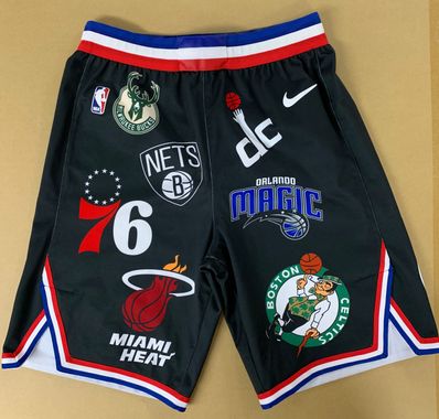 Supreme / Nike®/NBA Teams Authentic Short "Black"