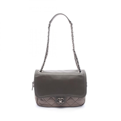 シャネル CHANEL マトラッセ ショルダーバッグ バッグ ラムスキン(羊革) レザー レディース カーキ系 【中古】