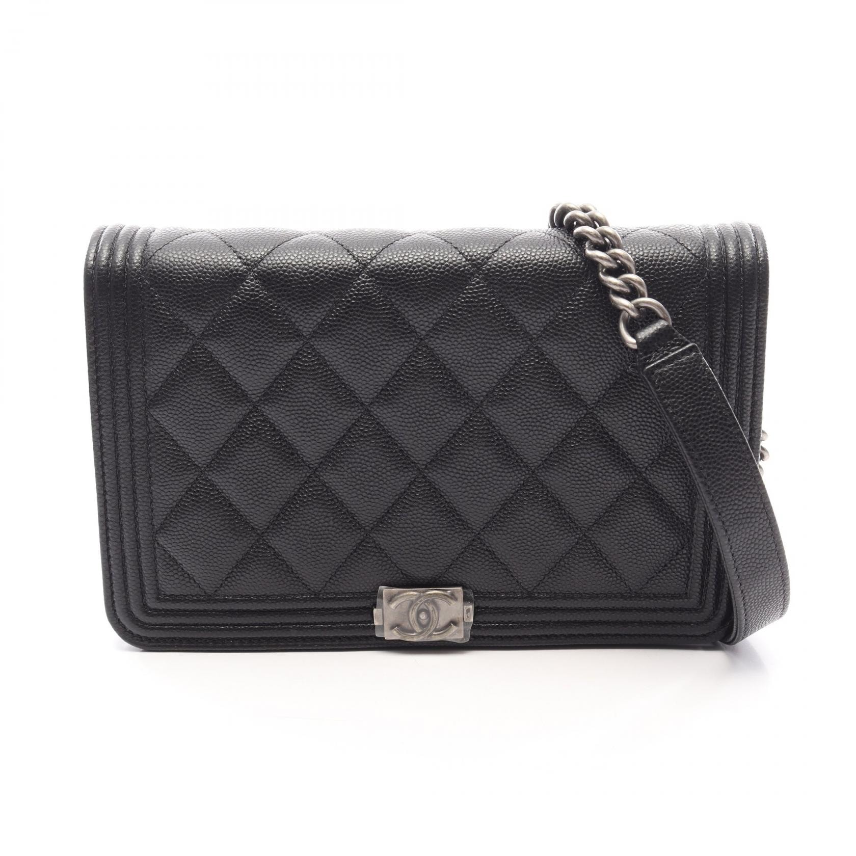 シャネル CHANEL ボーイシャネル マトラッセ ショルダーバッグ バッグ キャビアスキン(グレインドカーフ) レディース ブラック系 AP1117 【中古】