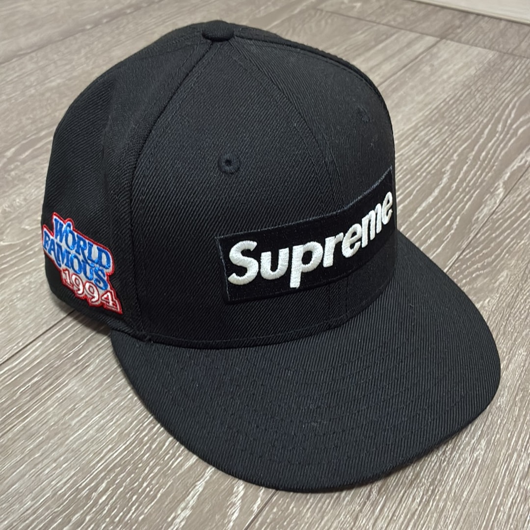 Supreme World Famous Box Logo New Era® "Black"