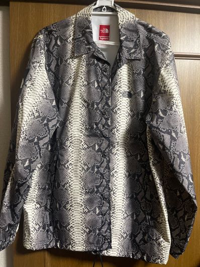 Supreme x The North Face Taped Seam Coaches Jacket "Black"