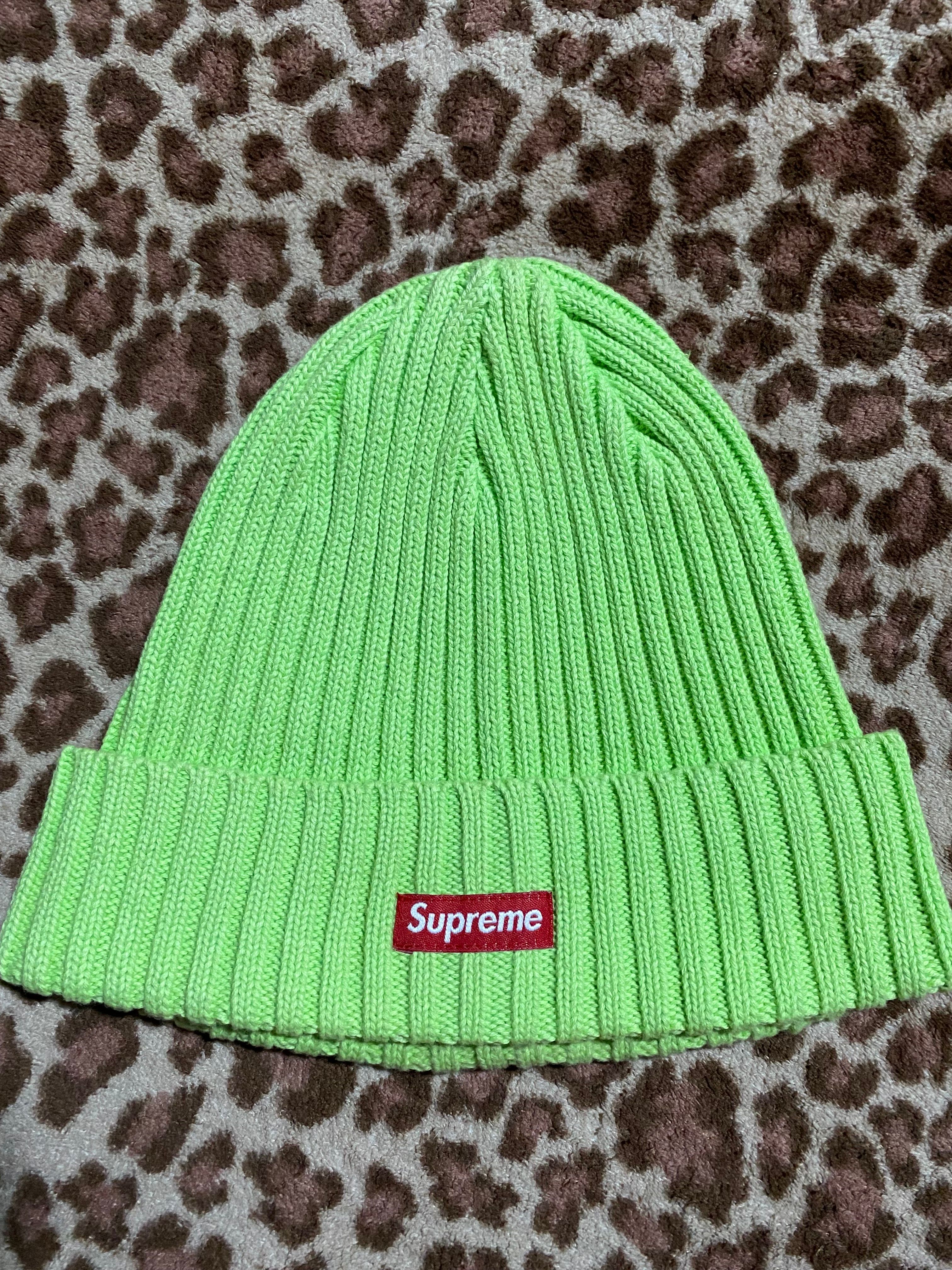 small box logo ニットキャップ