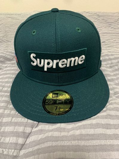 Supreme World Famous Box Logo New Era® "Dark Green"