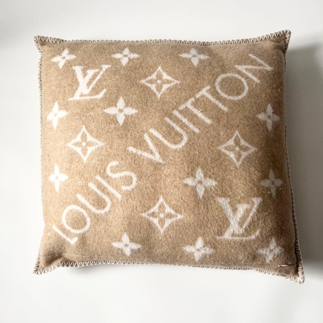 ルイ・ヴィトンM79271 クッションカバー ユニセックス