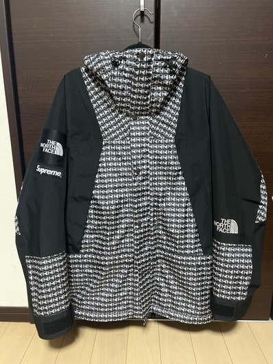 Supreme x The North Face Studded Mountain Light Jacket "Black"