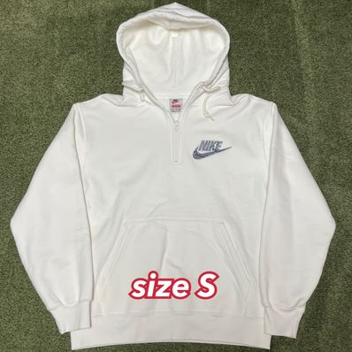 Supreme / Nike® Half Zip Hooded Sweatshirt "White"