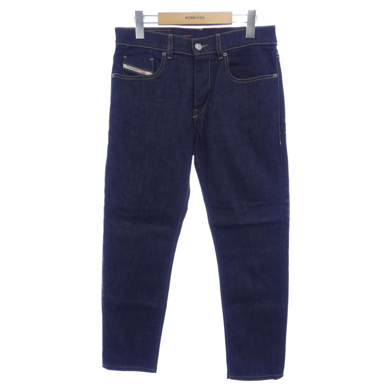 ディーゼル DIESEL A03562 ジーンズ