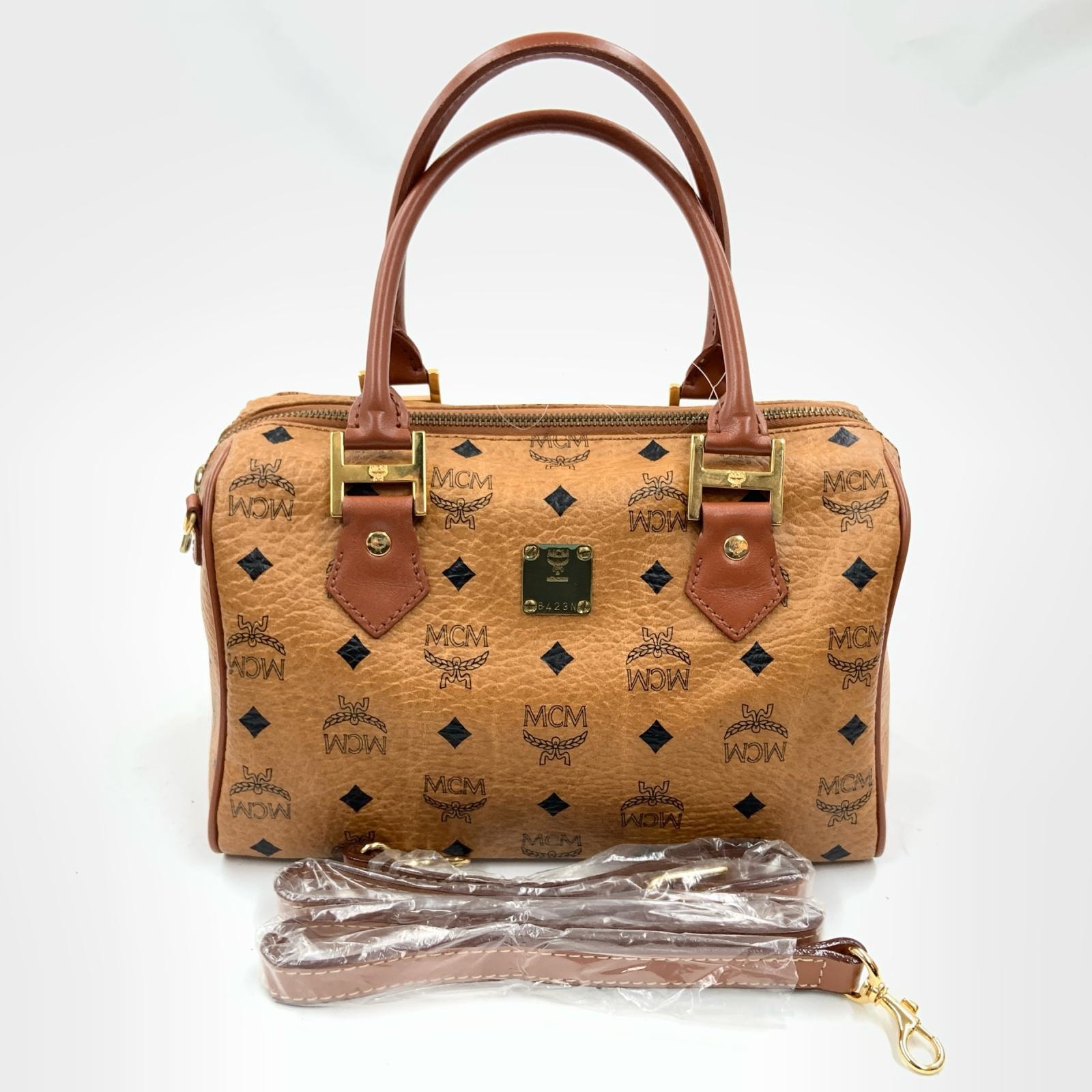 MCM エムシーエム ヴィセトス ロゴグラム ミニボストンバッグ  8423N ブラウン