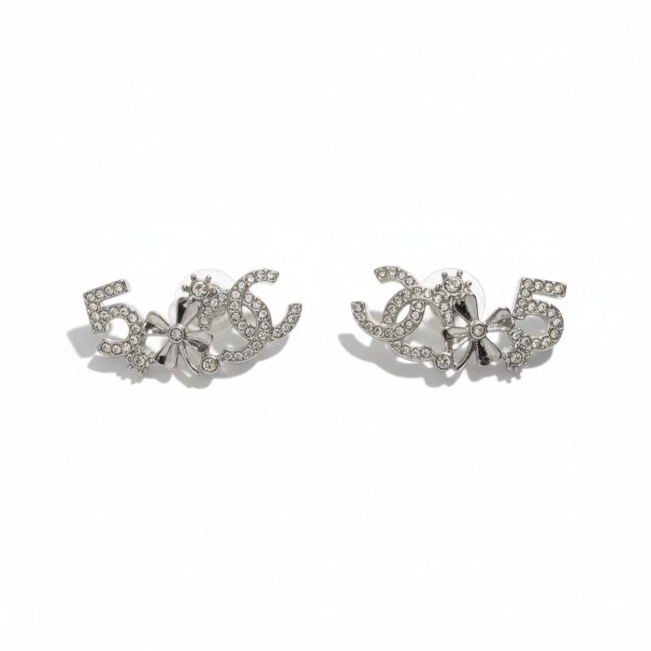 超美品 CHANEL シャネル No5 B23P 2023年 ココマーク ラインストーン シルバー メタル ラインストーン/ ピアス A3-00123 【中古】