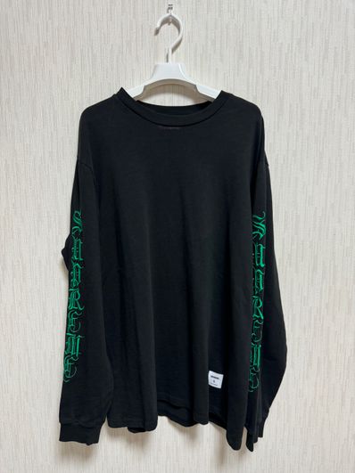 Supreme Old English L/S Top "Black"