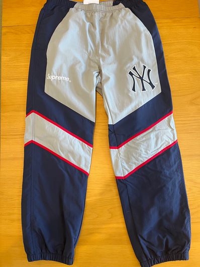 Supreme New York YankeesTM Track Pant "Navy"