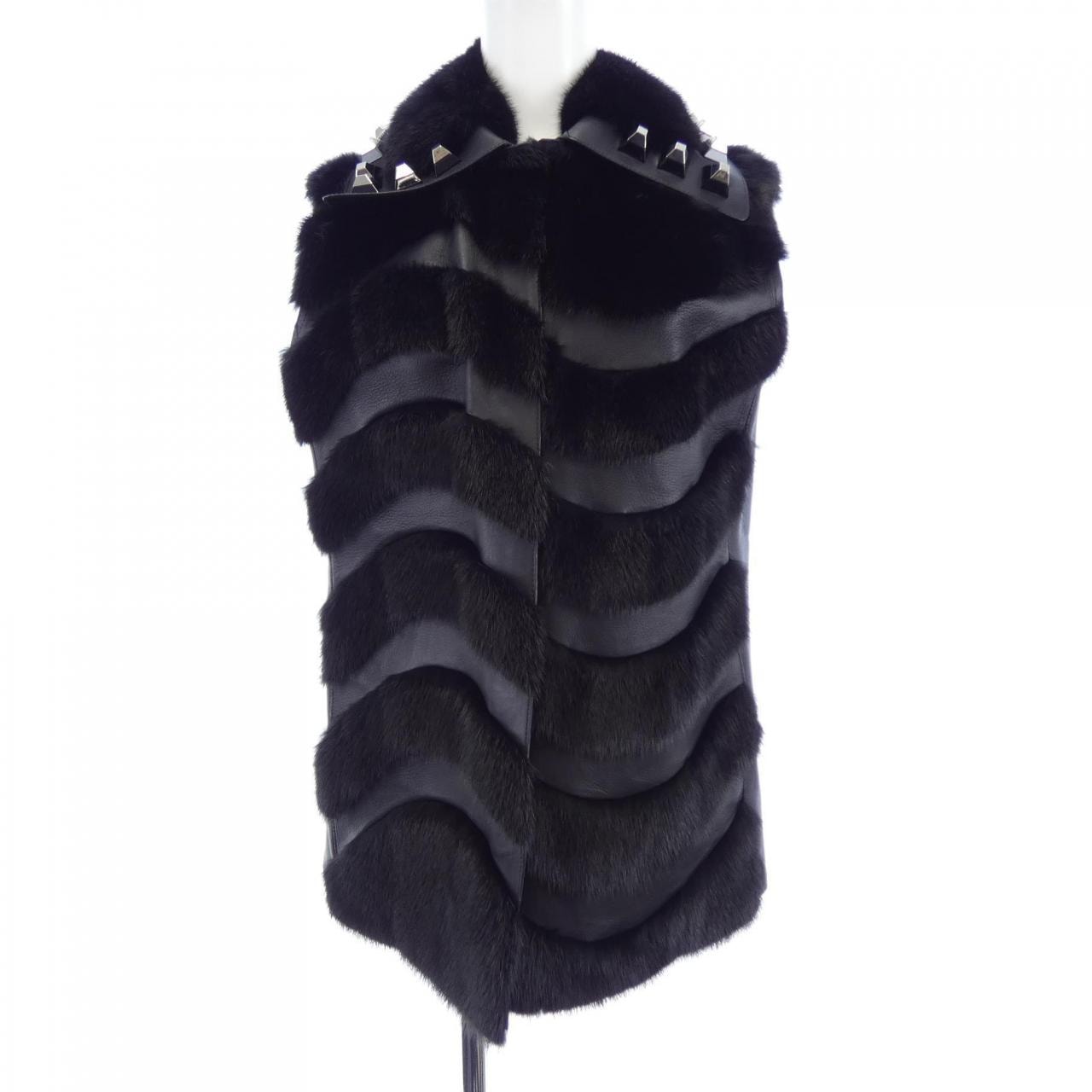 フェンディ FENDI FNH306 SE8 F0GME レザーベスト