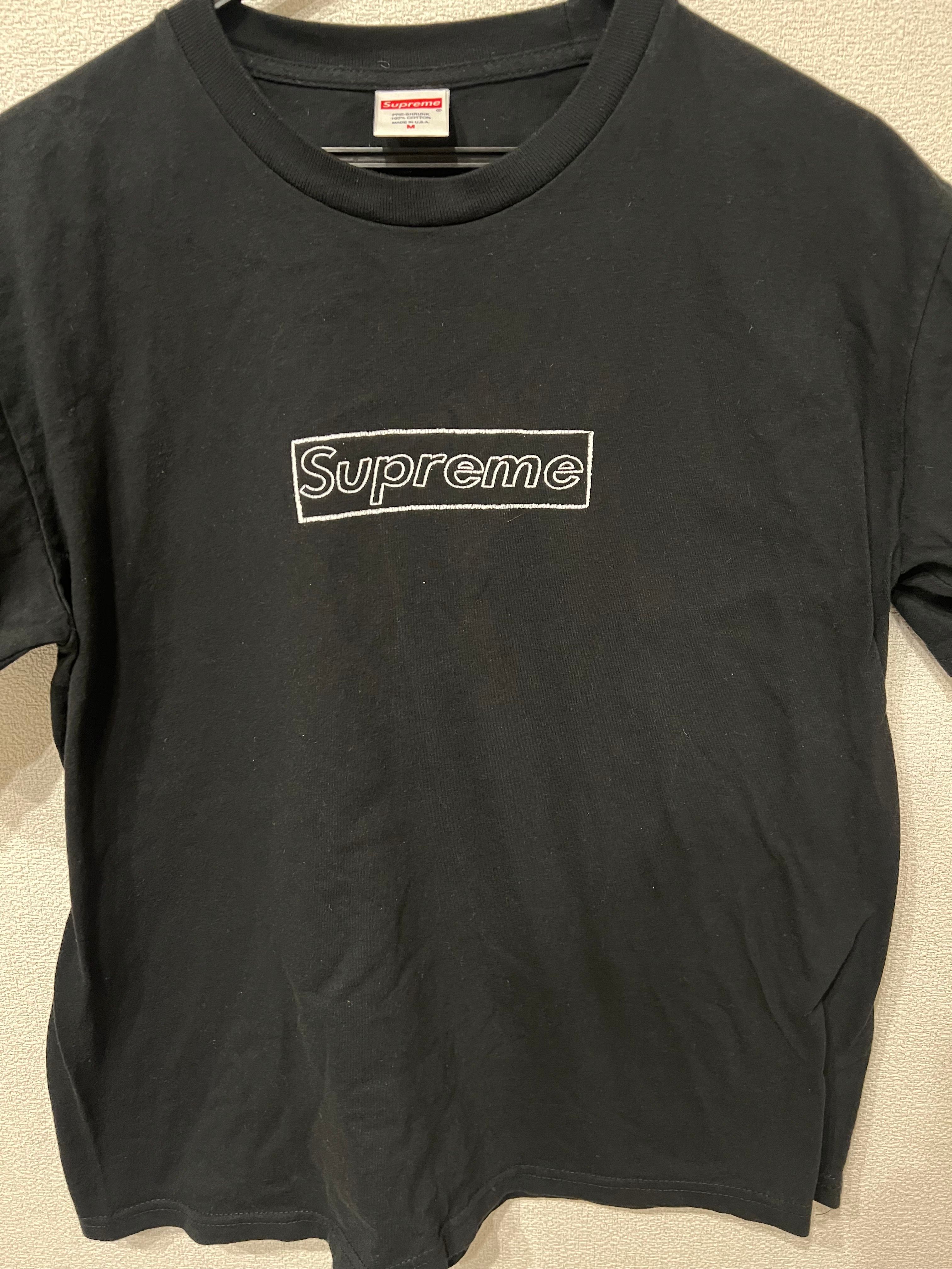 Supreme KAWS Chalk Logo Tee "Black"