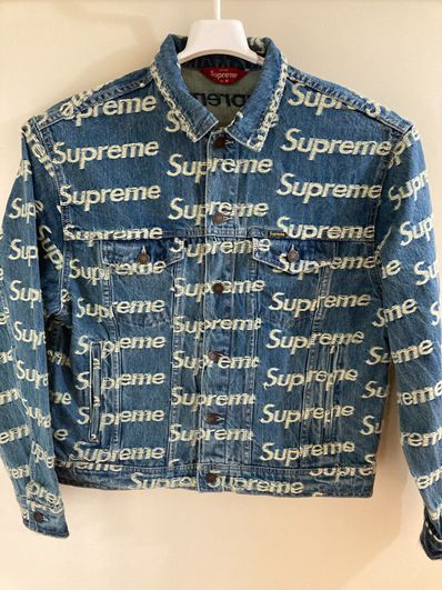 Supreme Frayed Logos Denim Trucker Jacket "Blue"