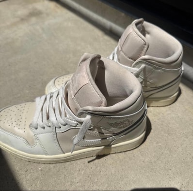 Nike Women's Air Jordan 1 Retro High OG "Washed Pink"