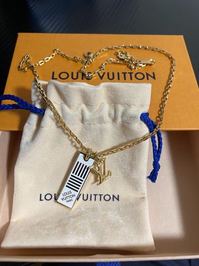 Louis Vuitton Damier White Necklace "Gold"