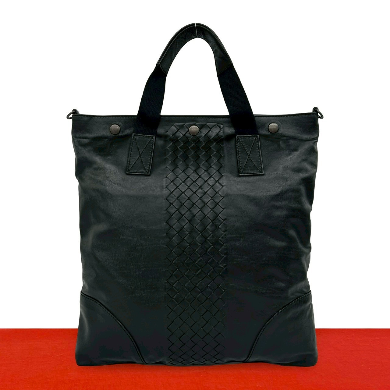BOTTEGA VENETA ボッテガヴェネタ イントレチャート レザー ハンドバッグ ブラック
 35159