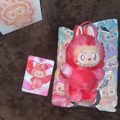 POP MART THE MONSTERS (LABUBU) Big into Energy Series Plush Pendant LOVE