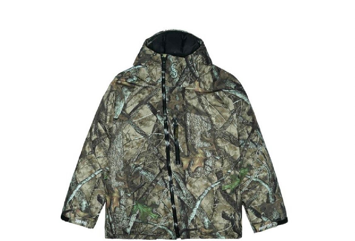 Supreme Gore-Tex 700-Fill Down Parka "Timber Camo"