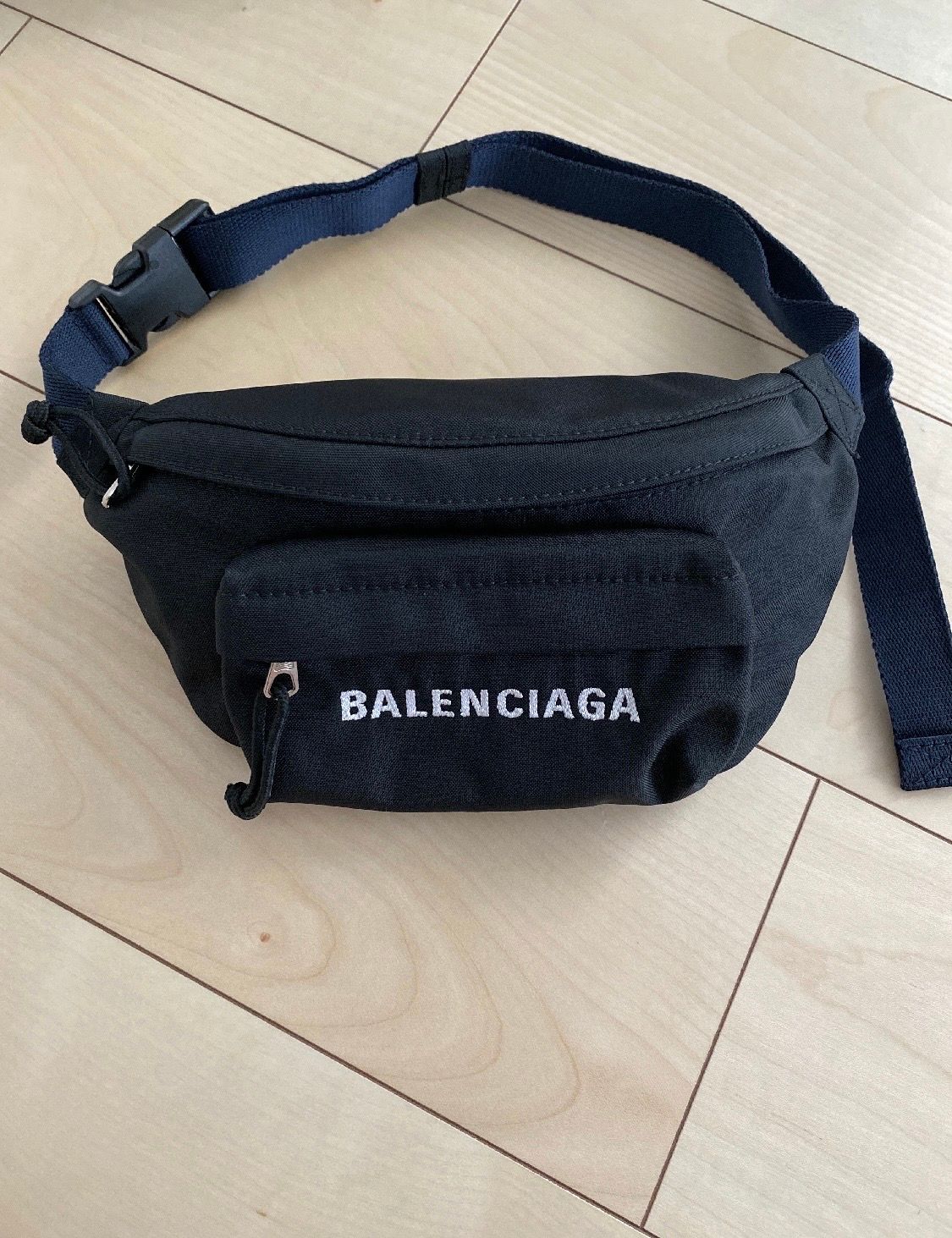 BALENCIAGA Wheel Beltpack "Black"