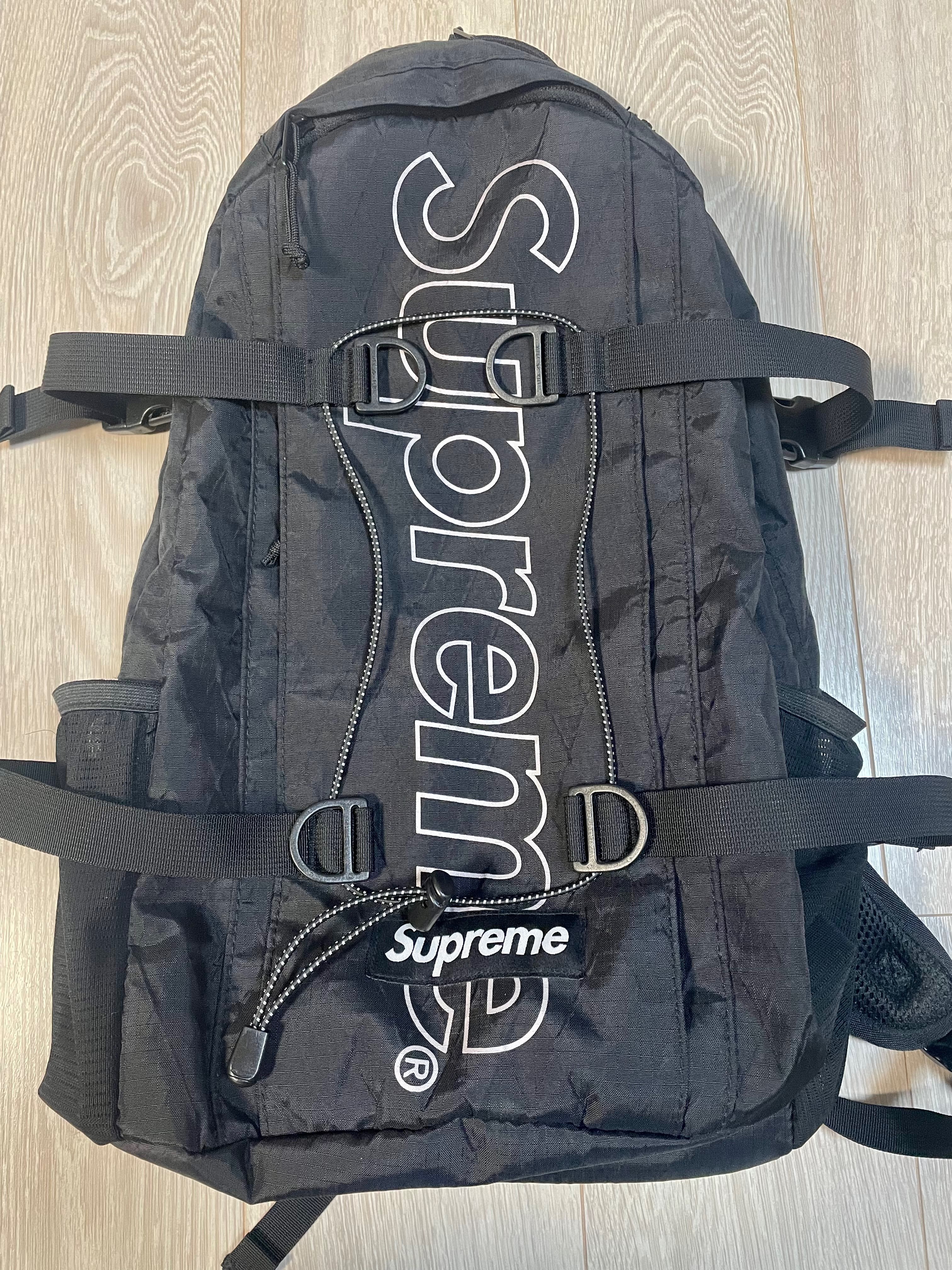 Supreme 18FW Backpack "Black"