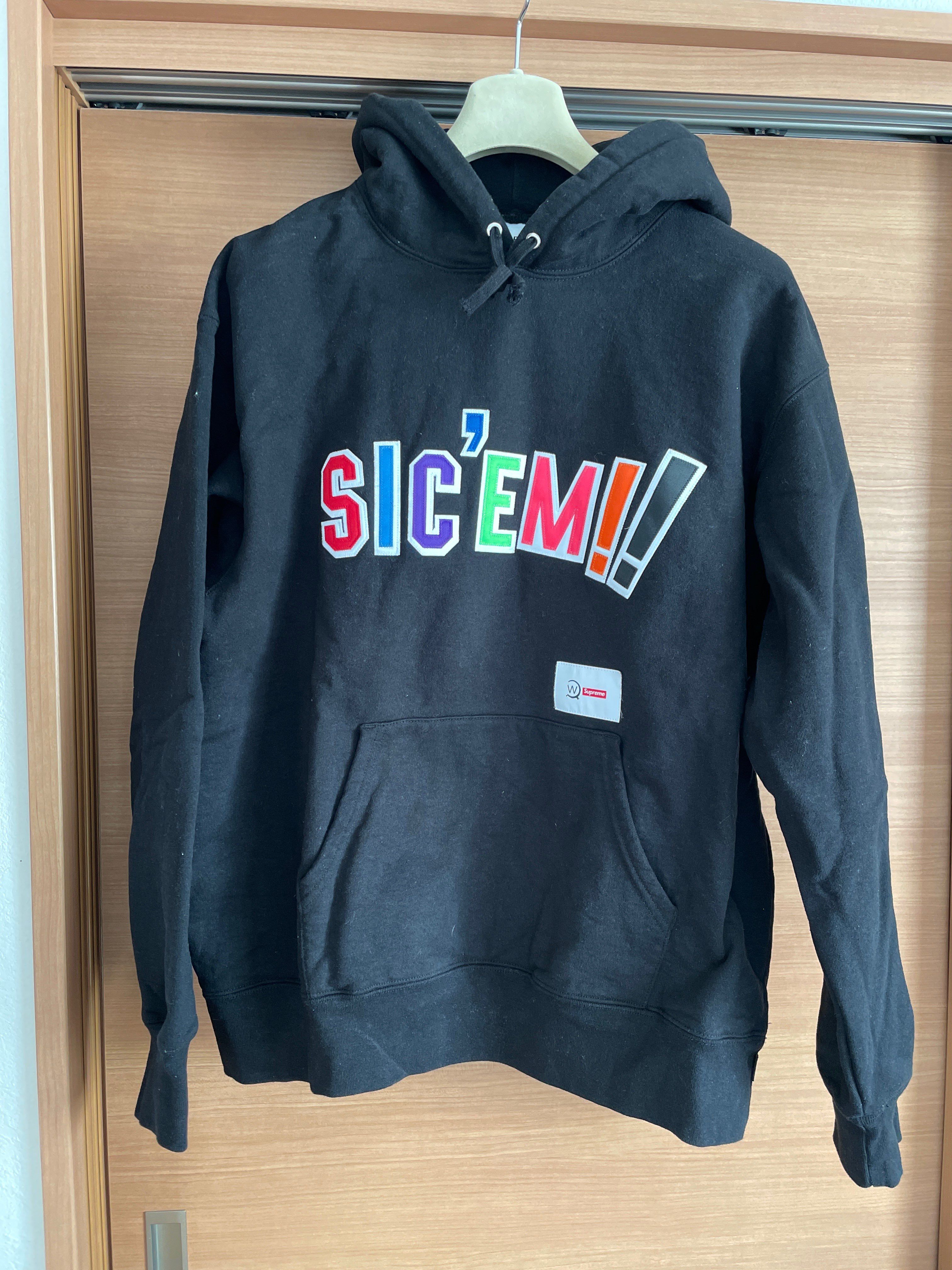 Supreme / WTAPS Sic'em! Hooded Sweatshirt "Black"