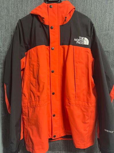 The North Face Mountain Light Jacket "Red Orange(RO)"