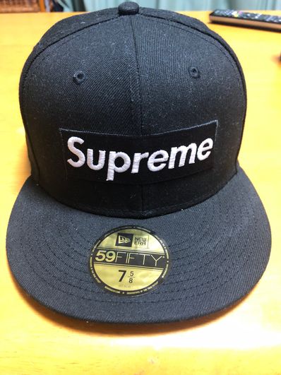 Supreme Champions Box Logo New Era® "Black"