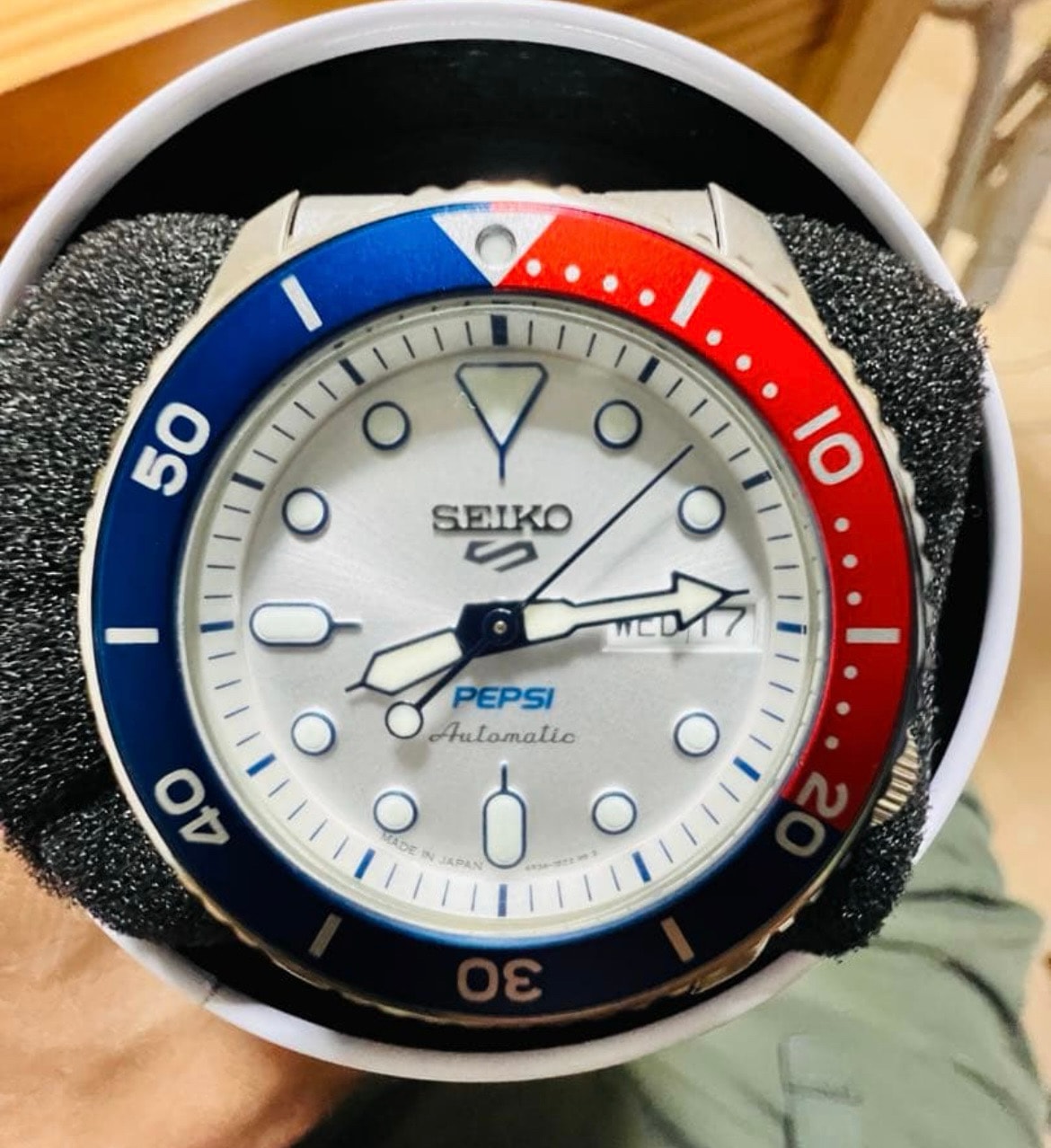 SEIKO 5 Sports x Pepsi Carriver 4R36 "Silver"