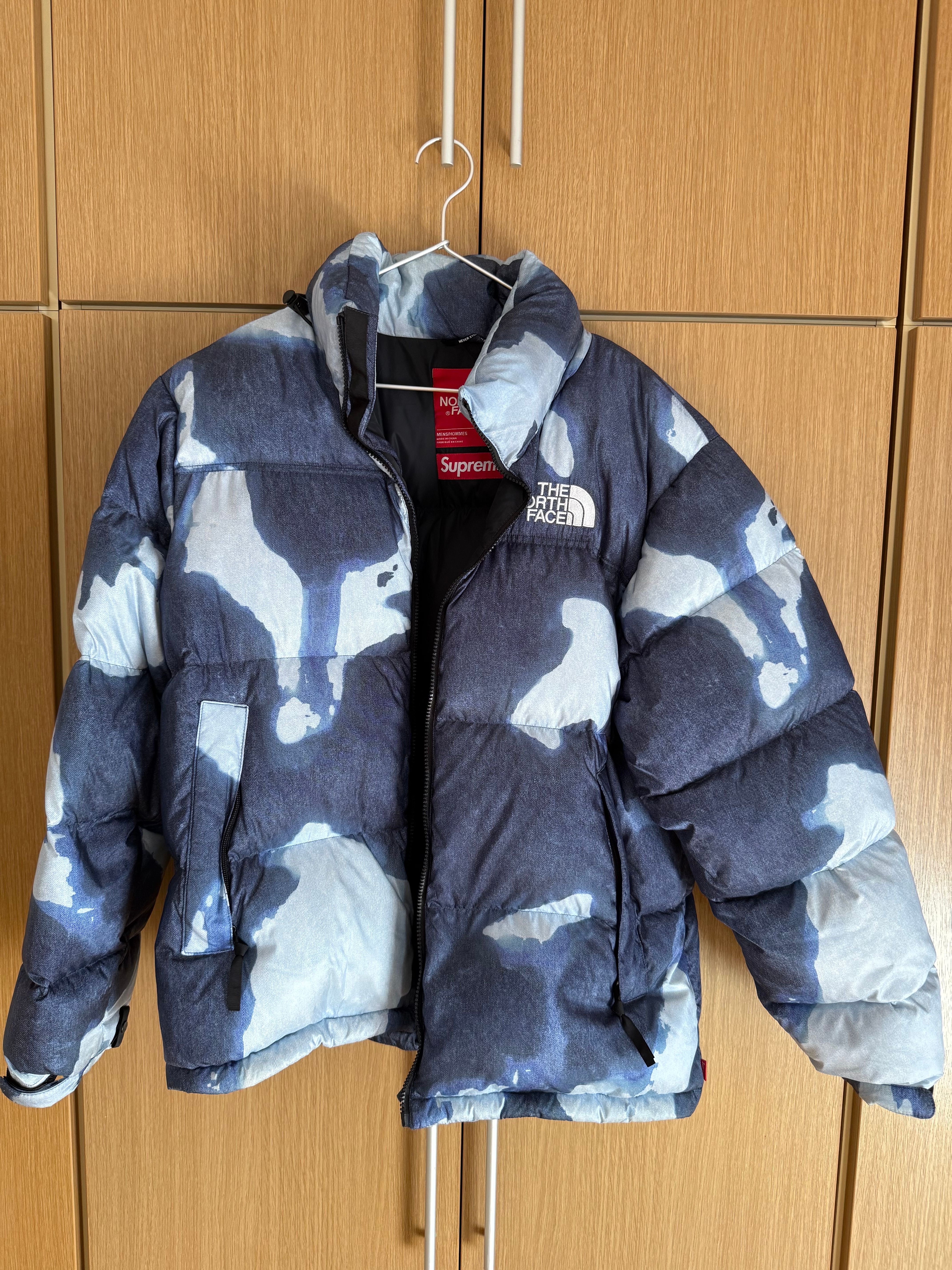 Supreme x The North Face Bleached Denim Print Nuptse Jacket "Indigo"