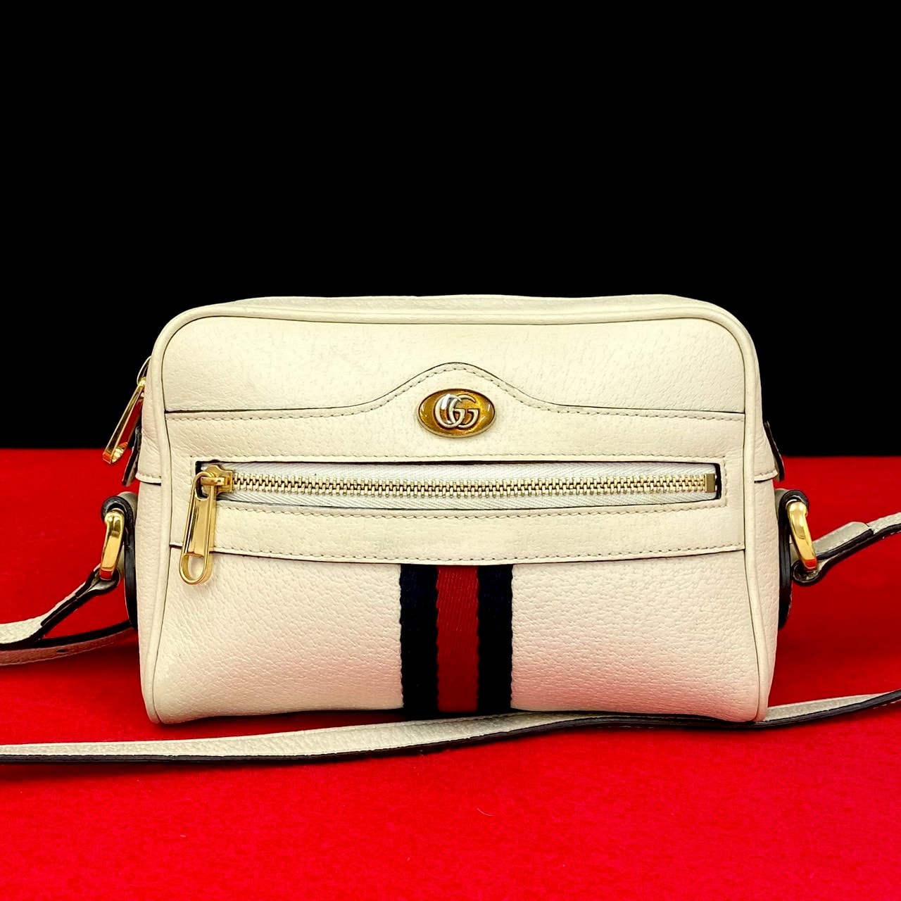 GUCCI グッチ オフィディア シェリーライン レザー ショルダーバッグ ネイビー
36378