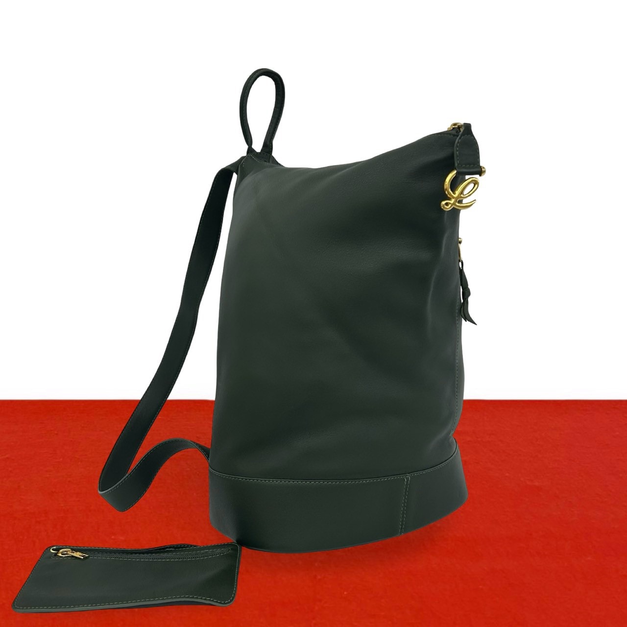 LOEWE ロエベ アントン ロゴ 金具 レザー リュックサック グリーン
98239