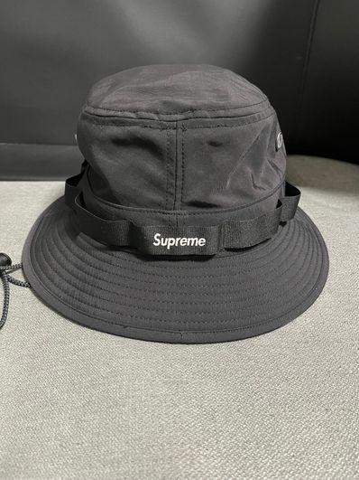 Supreme x The North Face Trekking Crusher "Black"