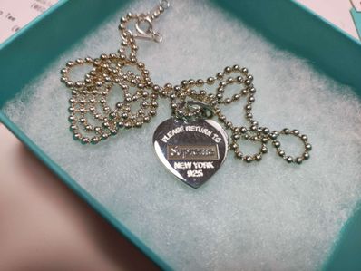 Supreme / Tiffany & Co. Return to Tiffany Heart Tag Pendant "Silver"