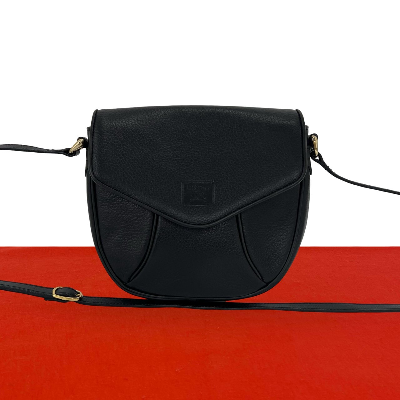 BURBERRY バーバリー シャドーホース ロゴ ノバチェック レザー ショルダーバッグ ブラック
88004