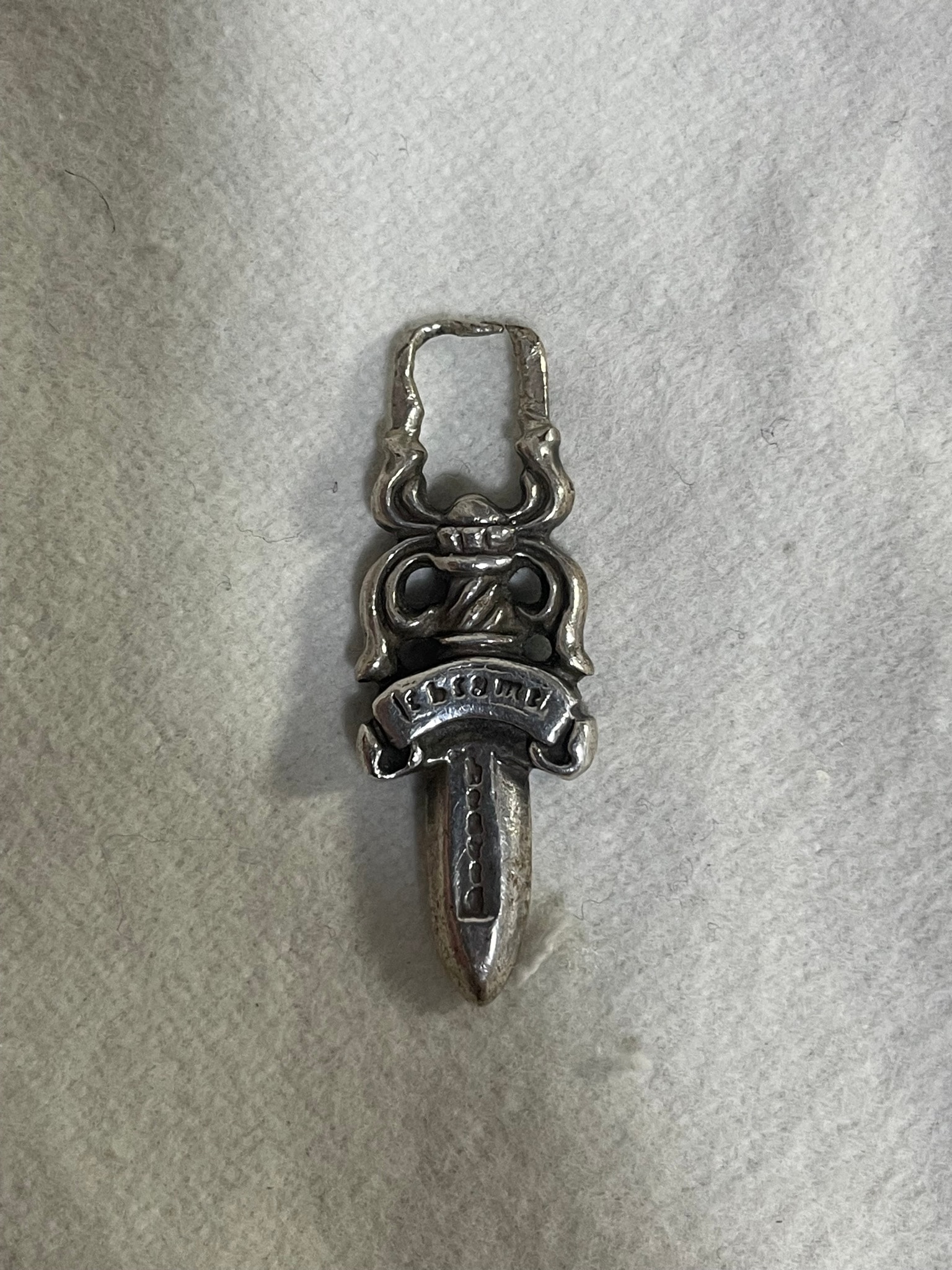 Chrome Hearts #5 Dagger Charm Zip 1 "Silver"