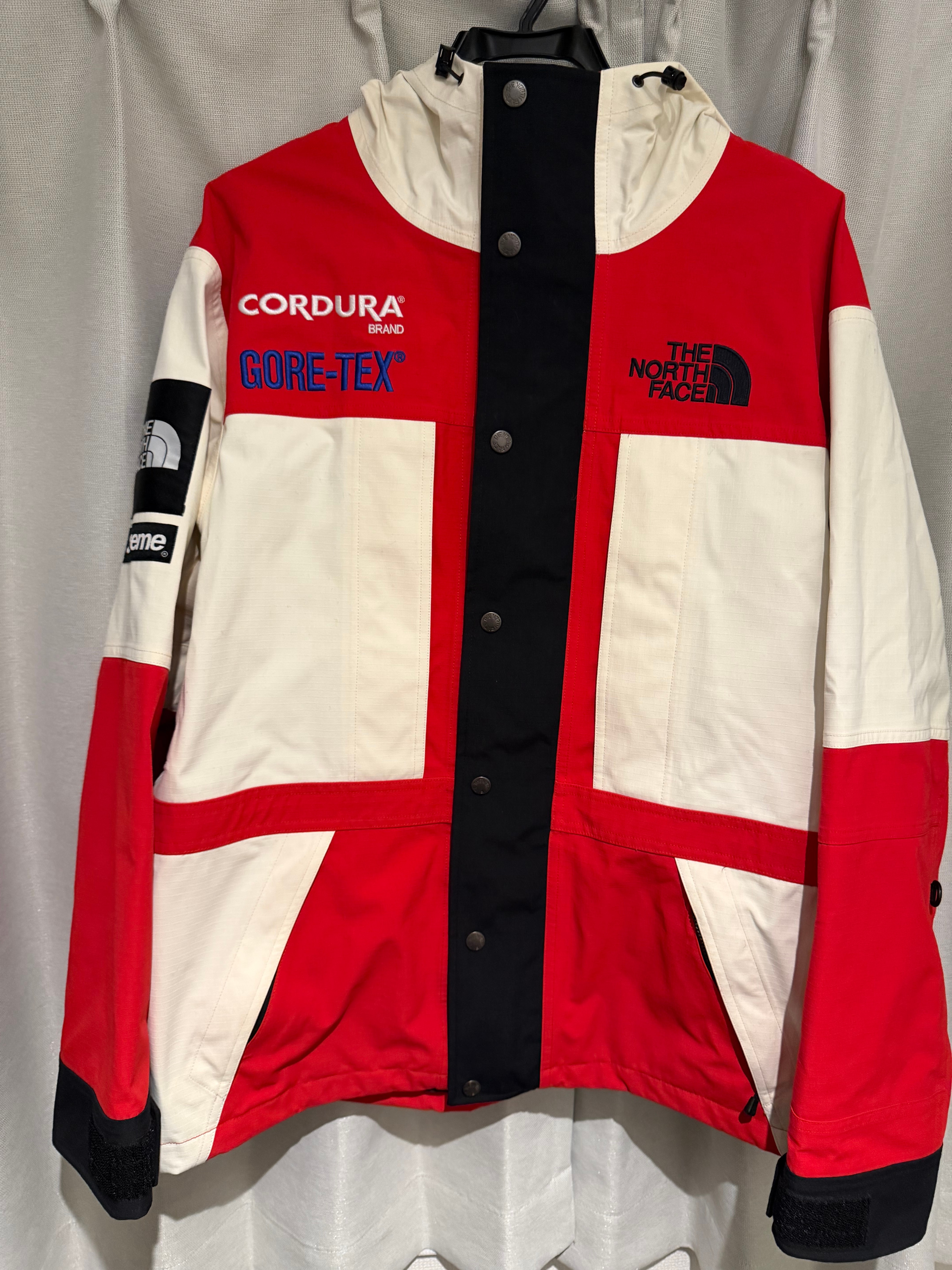 Supreme x The North Face Expedition Jacket "White"