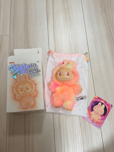 POP MART THE MONSTERS (LABUBU) Big into Energy Series Plush Pendant LOYALTY