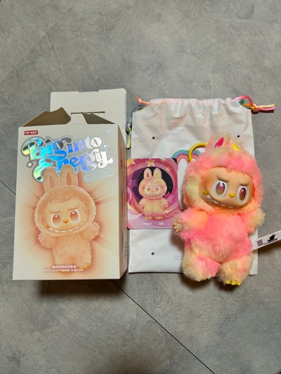 POP MART THE MONSTERS (LABUBU) Big into Energy Series Plush Pendant LOYALTY