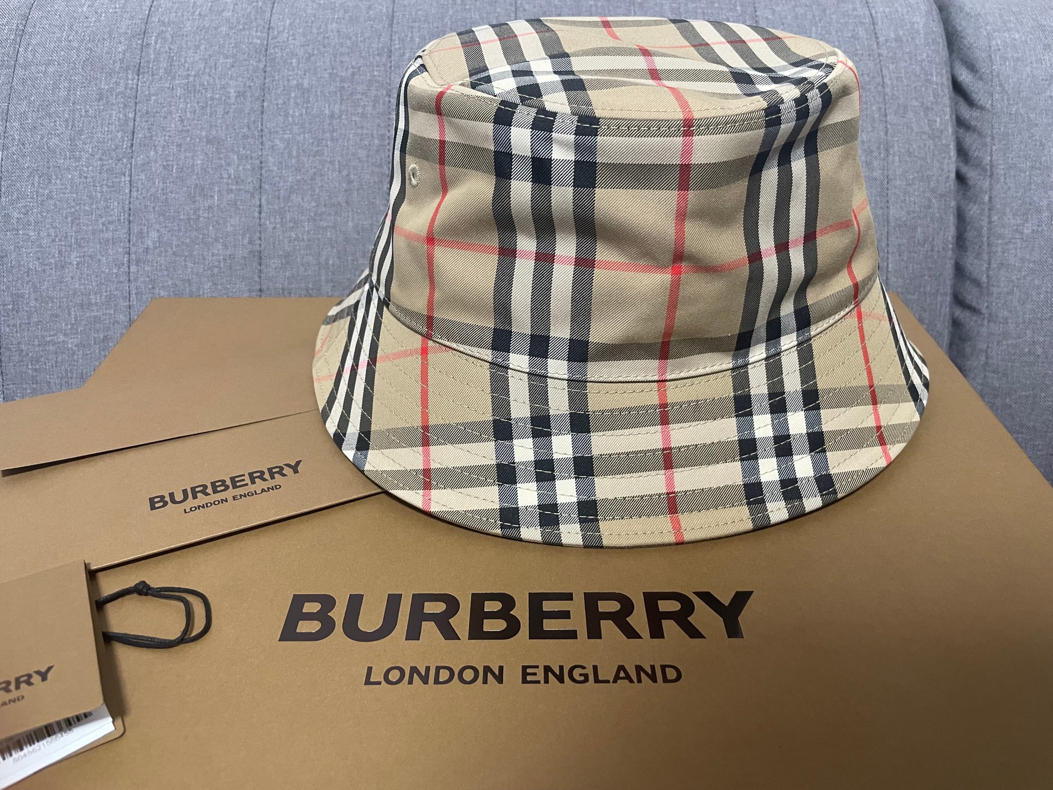 ☆★生産終了完売品★☆ Burberry テクニカルコットンバケットハット　希少 B (目立った傷や汚れなし)】バーバリー ヴィンテージチェック