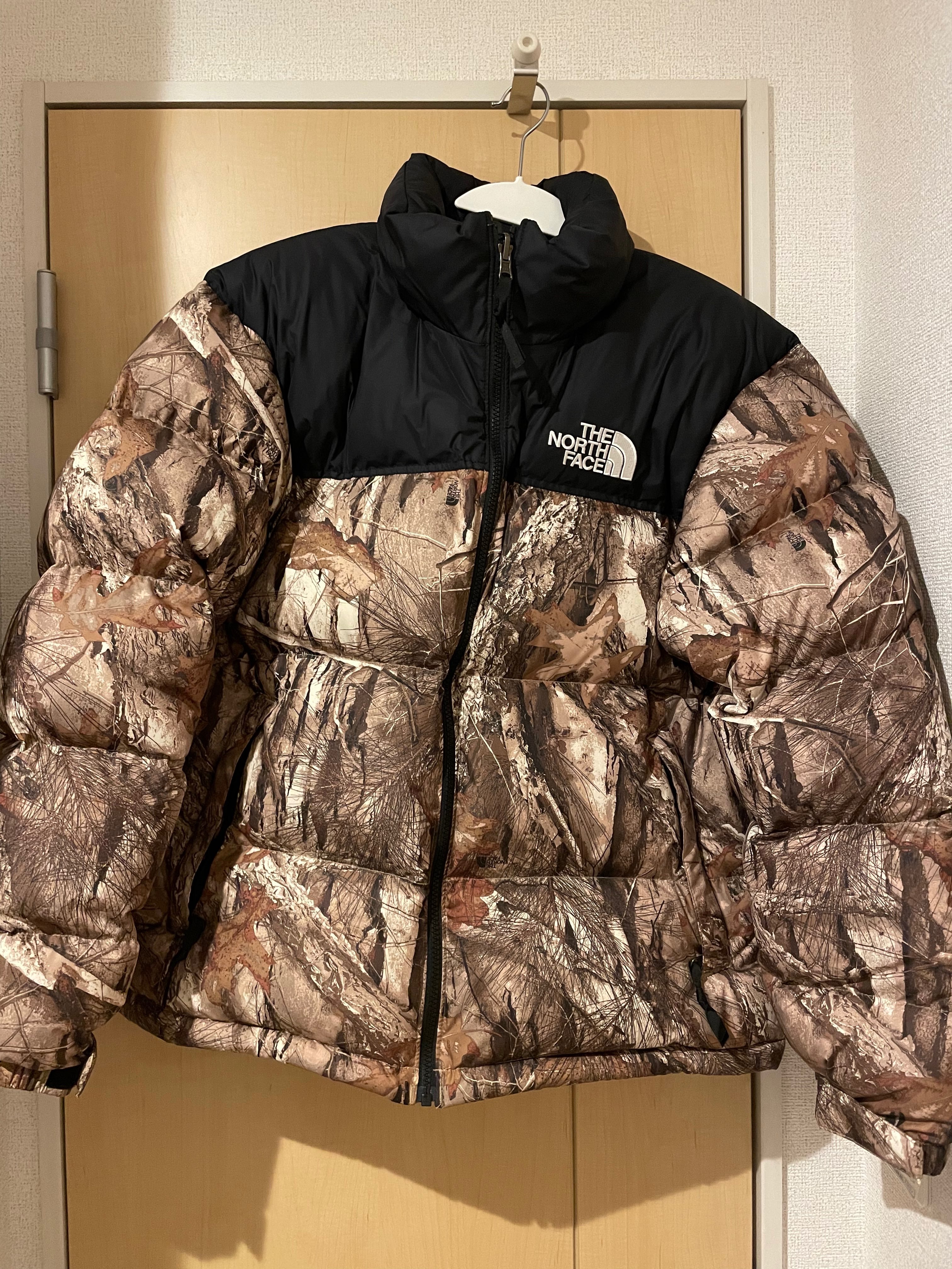 The North Face 1996 RETRO NUPTSE PACKABLE JACKET 海外版 "Leaves"