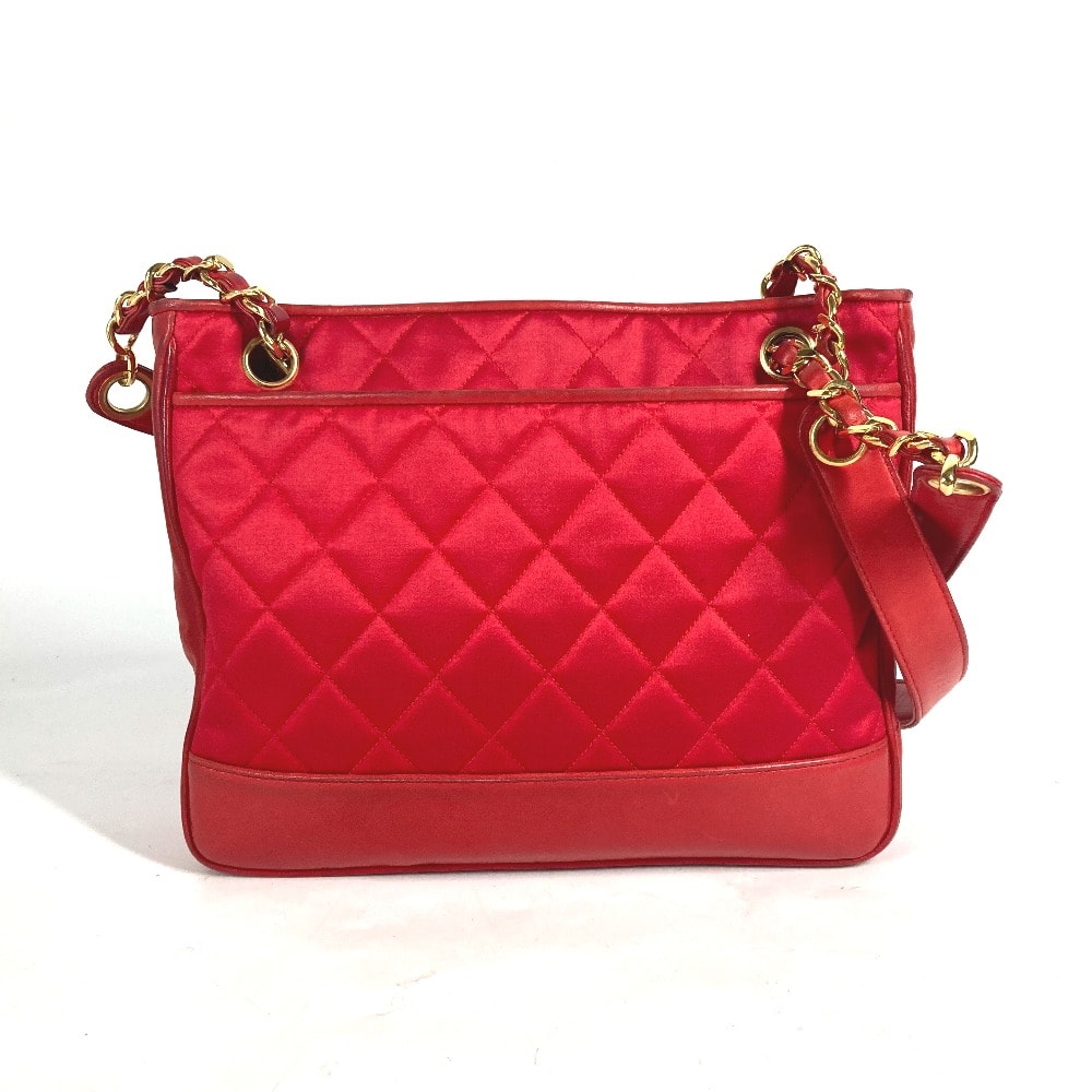 シャネル CHANEL マトラッセ キルティング ヴィンテージ ココボール チェーンバッグ 肩掛け カバン トートバッグ ショルダーバッグ サテン レッド