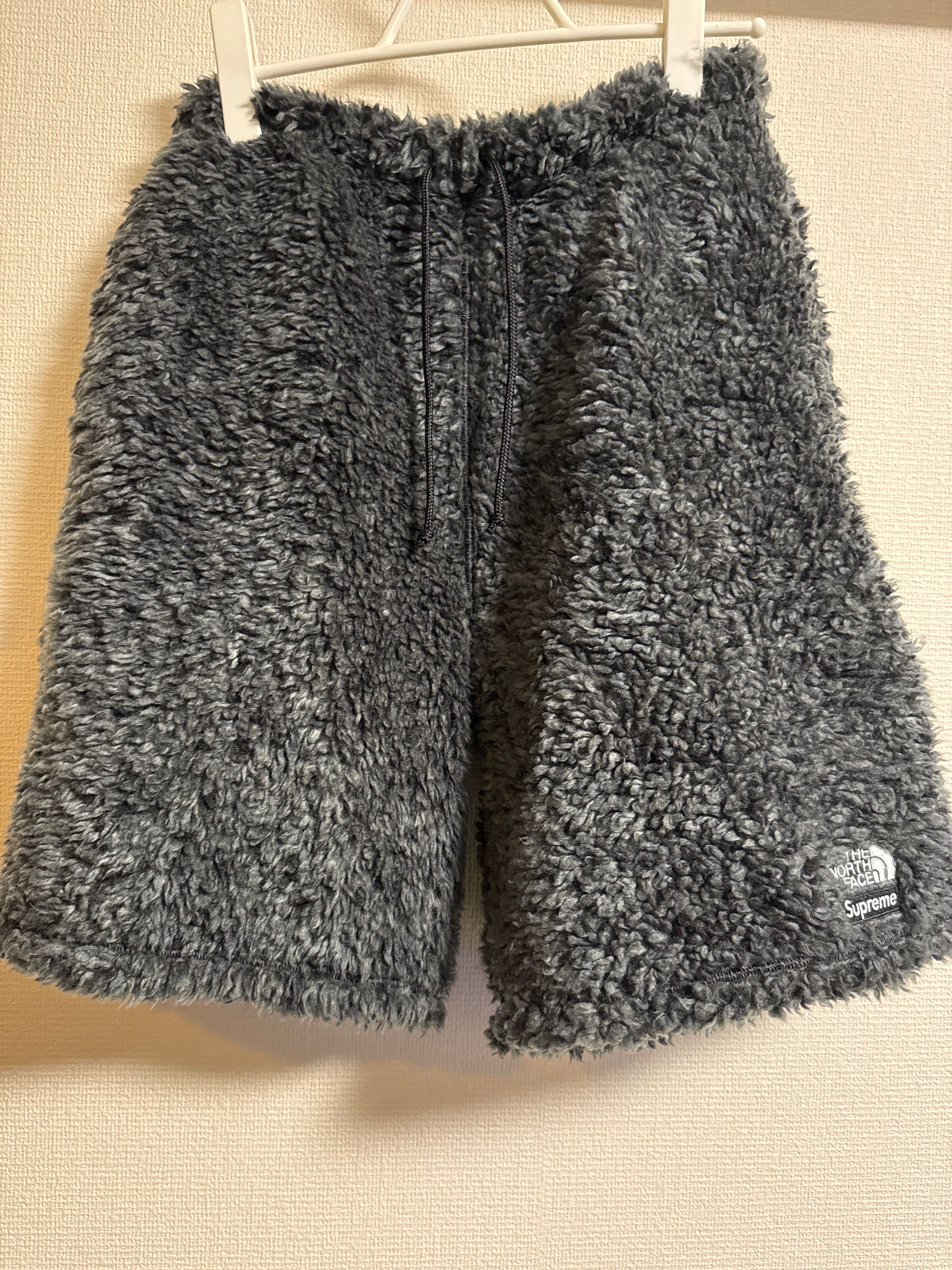 Supreme x The North Face High Pile Fleece Short "Black"