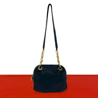 LOEWE ロエベ アナグラム ロゴ 金具 レザー ショルダーバッグ ブラック
12383